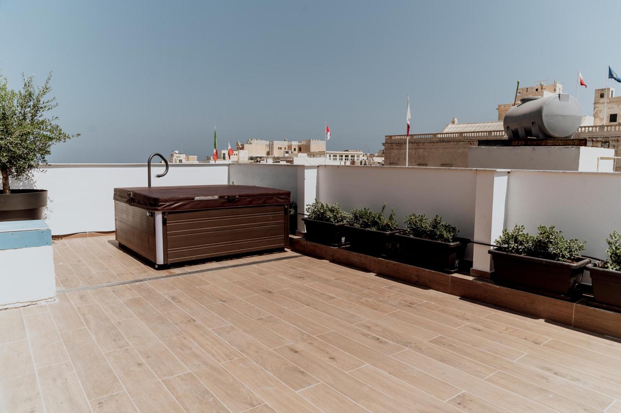 King Charles Hotel Valletta Luaran gambar
